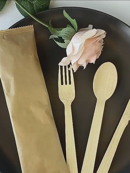 Light brown bamboo cutlery set with knife, fork, spoon (20 sets)